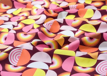 Geometric pattern Canvas im Retromuster Farbe beere pink von Lycklig Design und Swafing