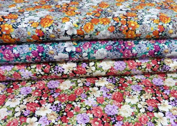Amelie fabric with small flowers poplin cotton darkblue, fuchsia